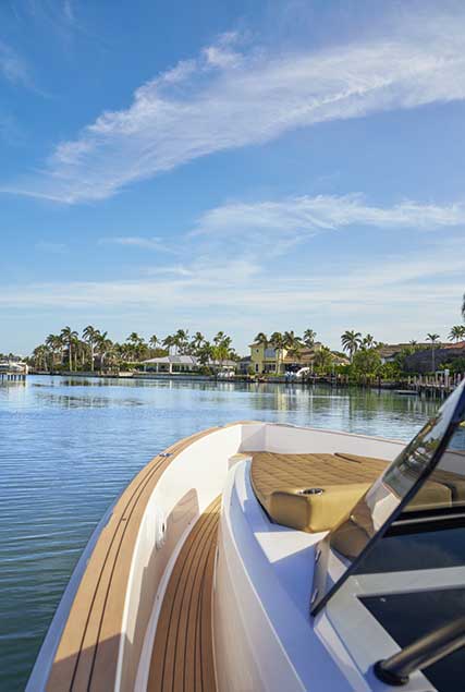 Boating Lifestyle in Naples